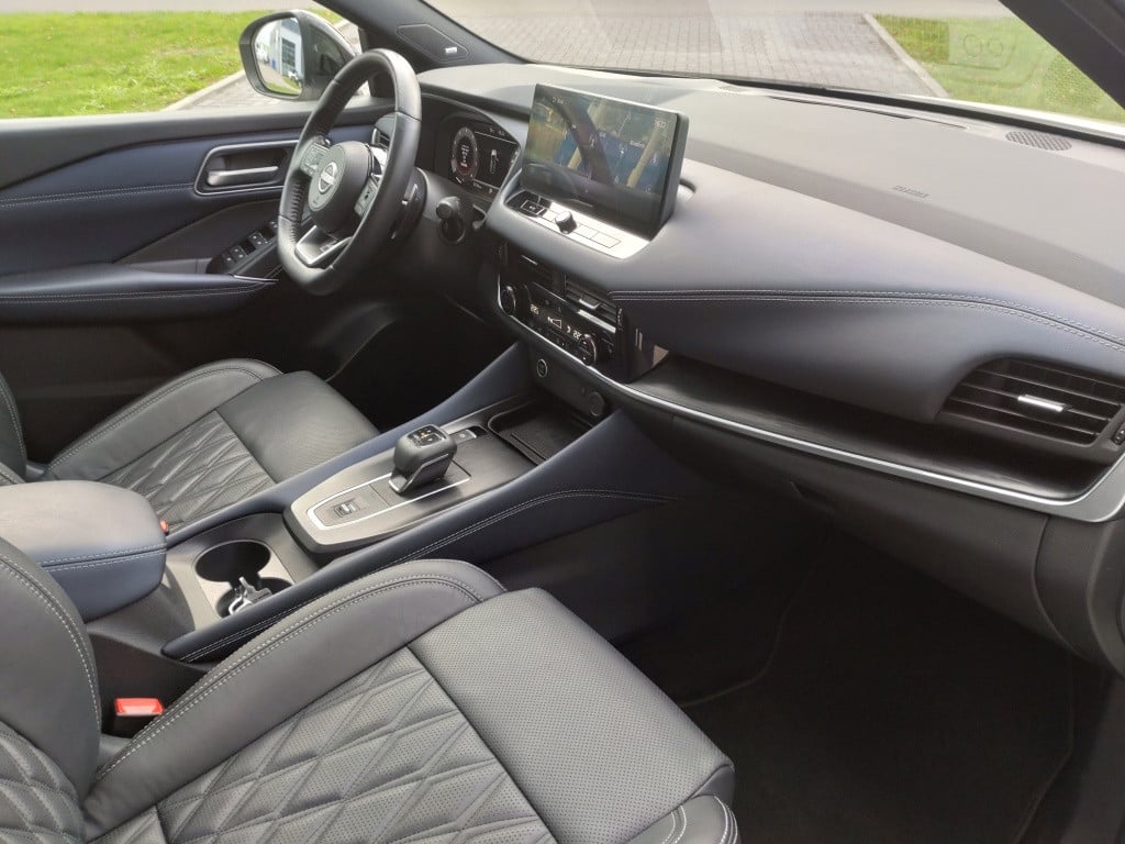 Nissan Qashqai 1.3 mhev x tekna +|verkocht