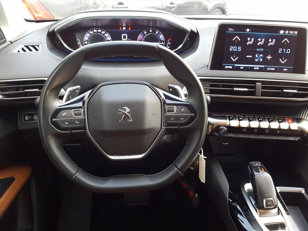 Peugeot 5008 blue l. executive 1.2pt-130pk (vol)automaat(eat8) 7-pers. | vo