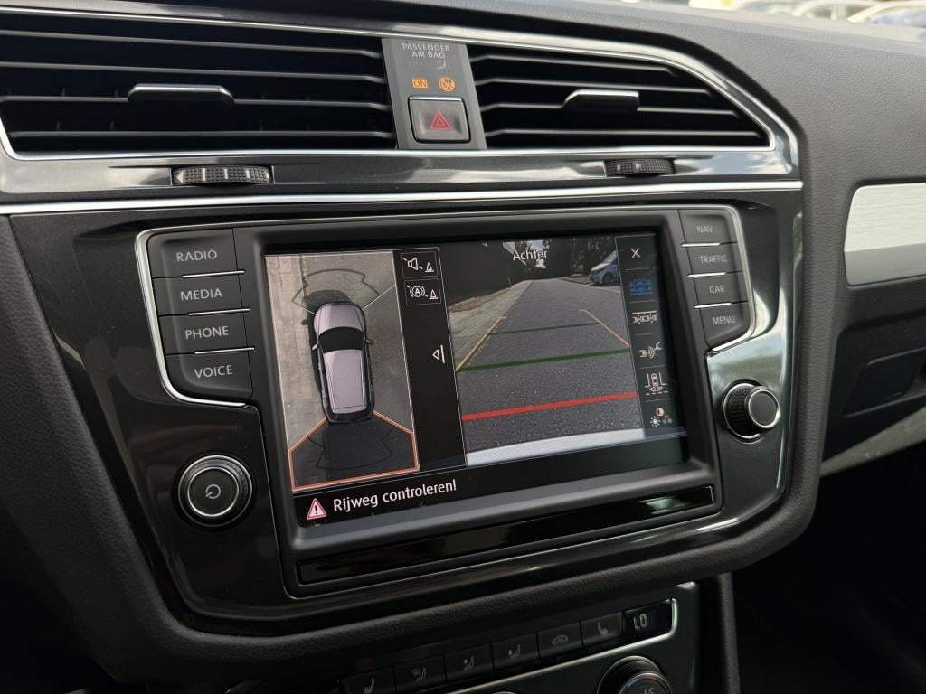 Volkswagen Tiguan 1.4 tsi act connected series - luxe uitvoering - leer - p