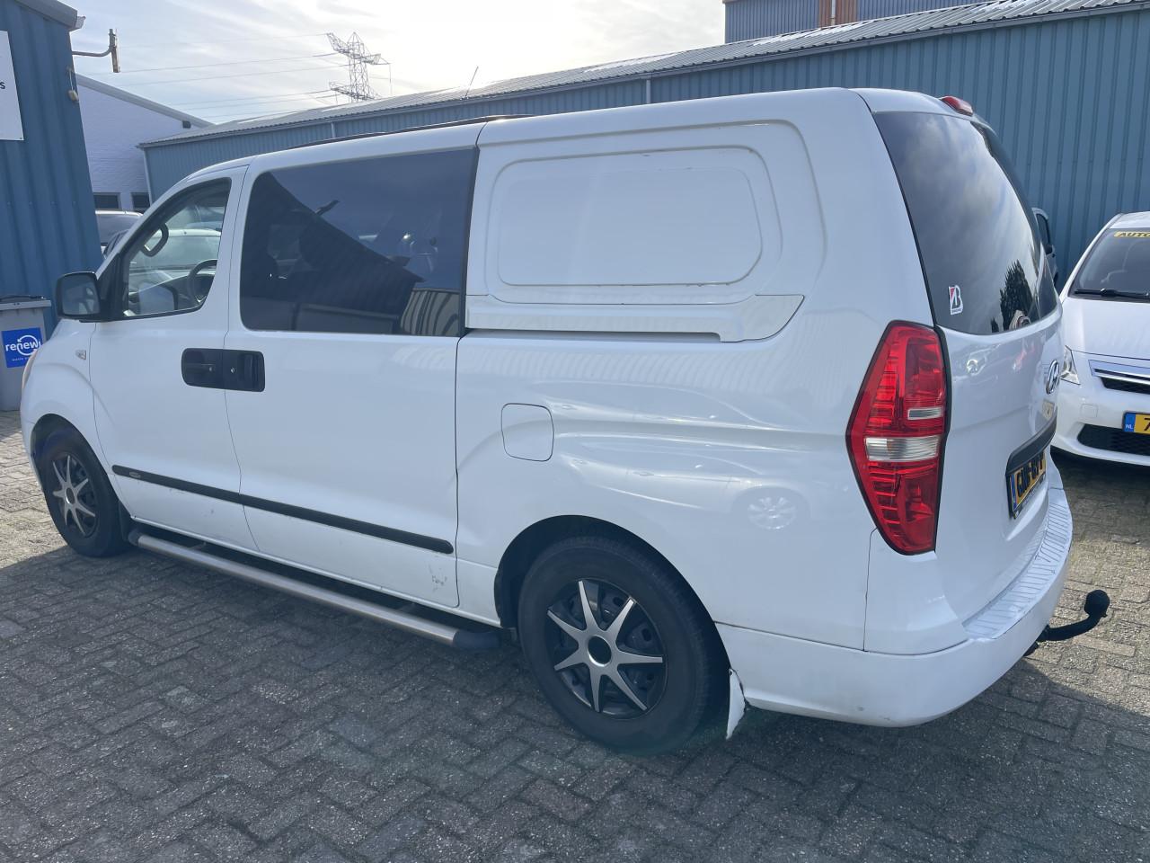 Hyundai h300 2.5 crdi camperbus
