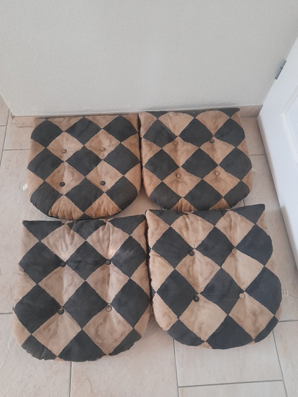 4 dikke Kussentjes (z.g.a.n.) vintage look!