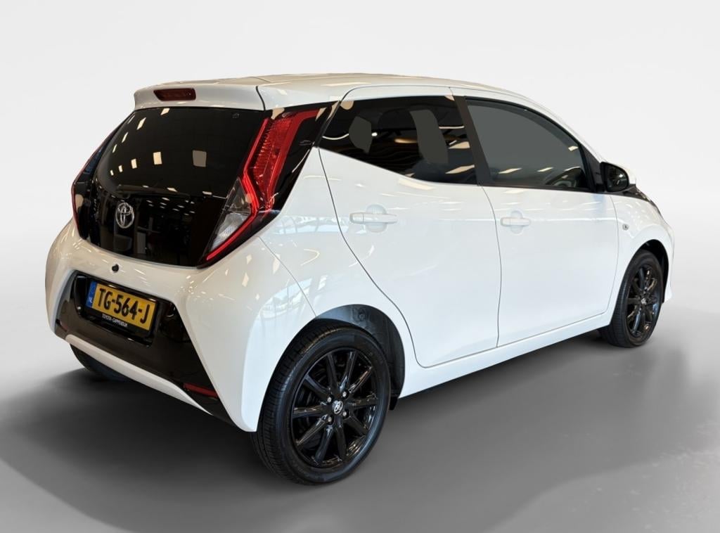 Toyota Aygo 1.0 vvt-i x-clusiv