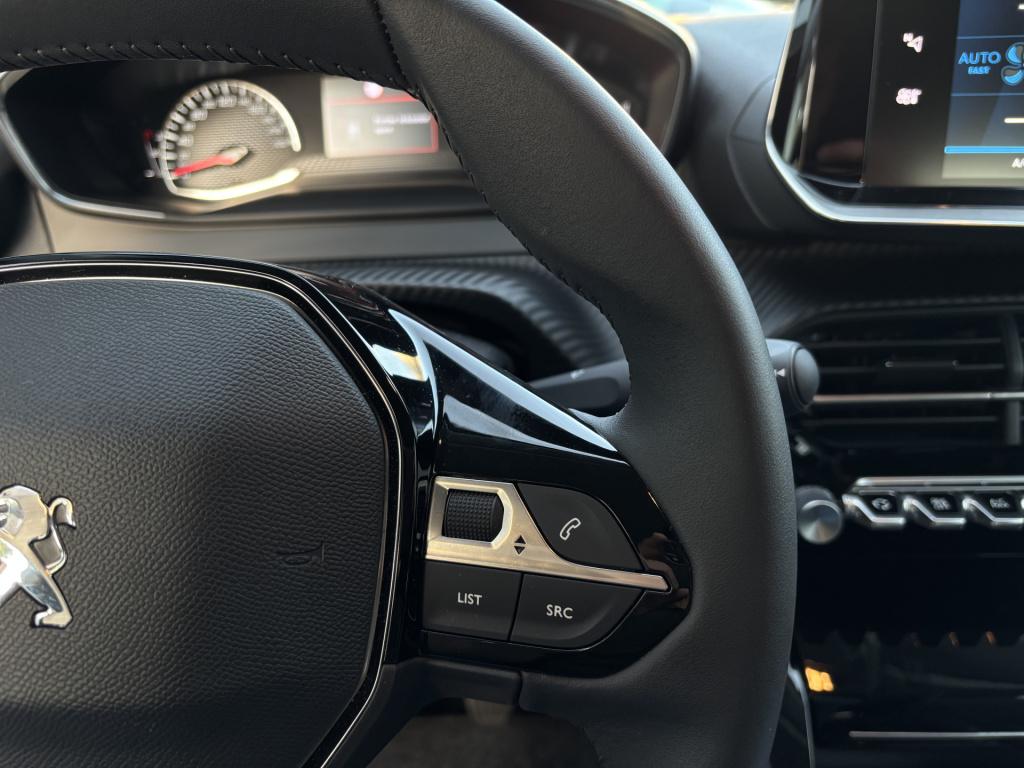 Peugeot 208 allure 1.2-100pk puretech