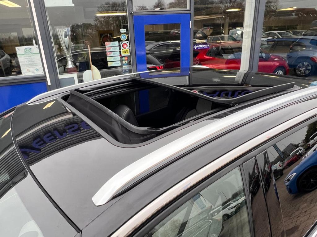 Peugeot 3008 1.6 hybrid4 300 gt, panodak, afn. trekhaak enz..