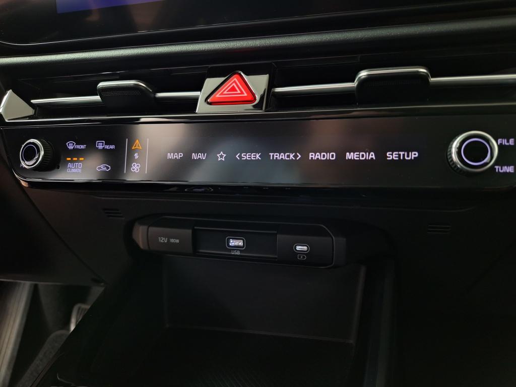 Kia Niro 1.6 gdi h. dynamicline | trekhaak | stoel/stuurwielverwarming