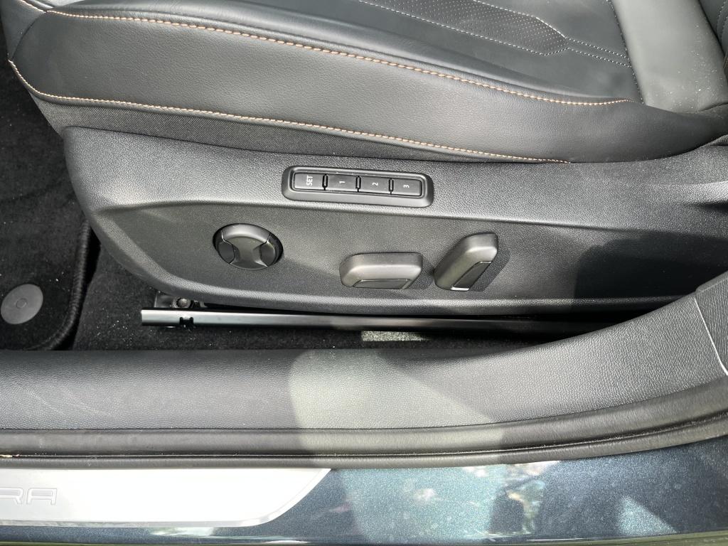 Cupra Formentor 1.4 e-hyb copper ed.