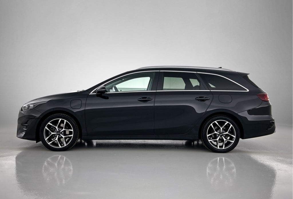 Kia Ceed Sportswagon 1.6 gdi phev executiveline limited go | leder | naviga