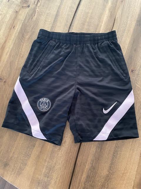 Paris Saint-Germain voetbal tenue