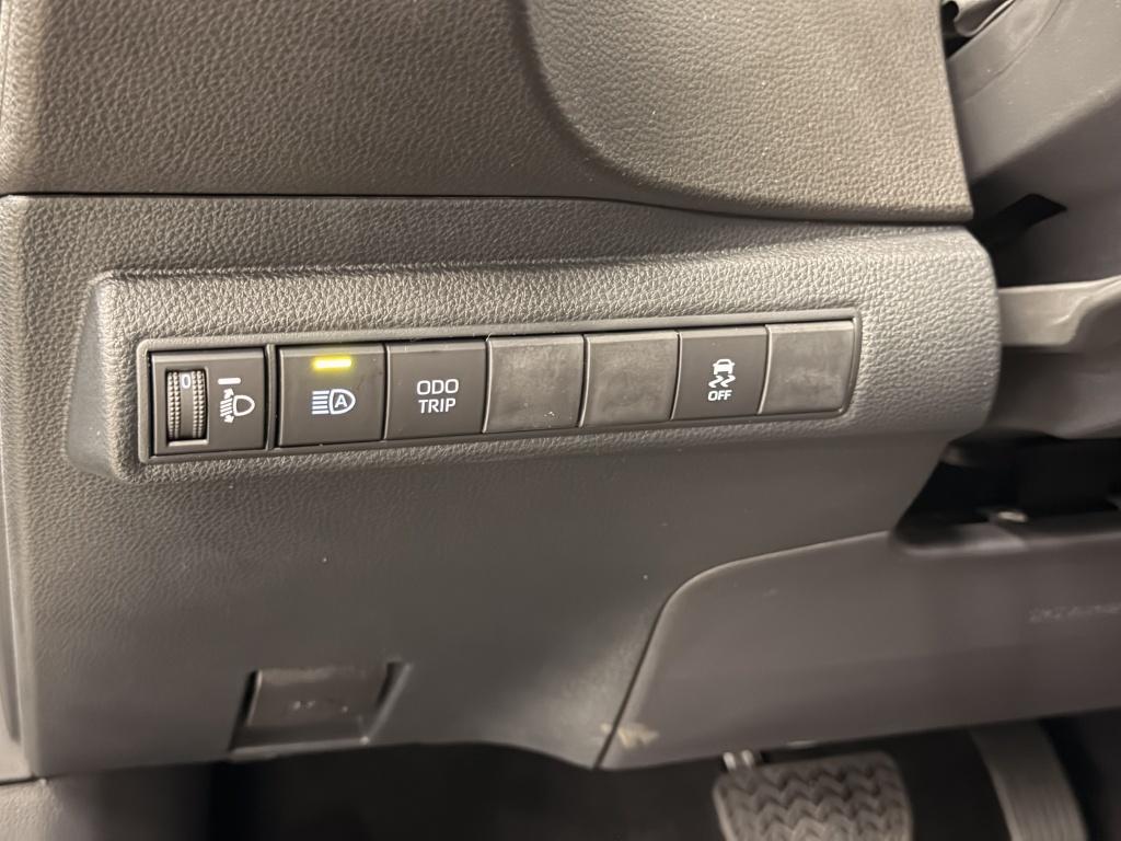 Toyota Corolla Touring Sports 140 hybrid active aktie model !!!