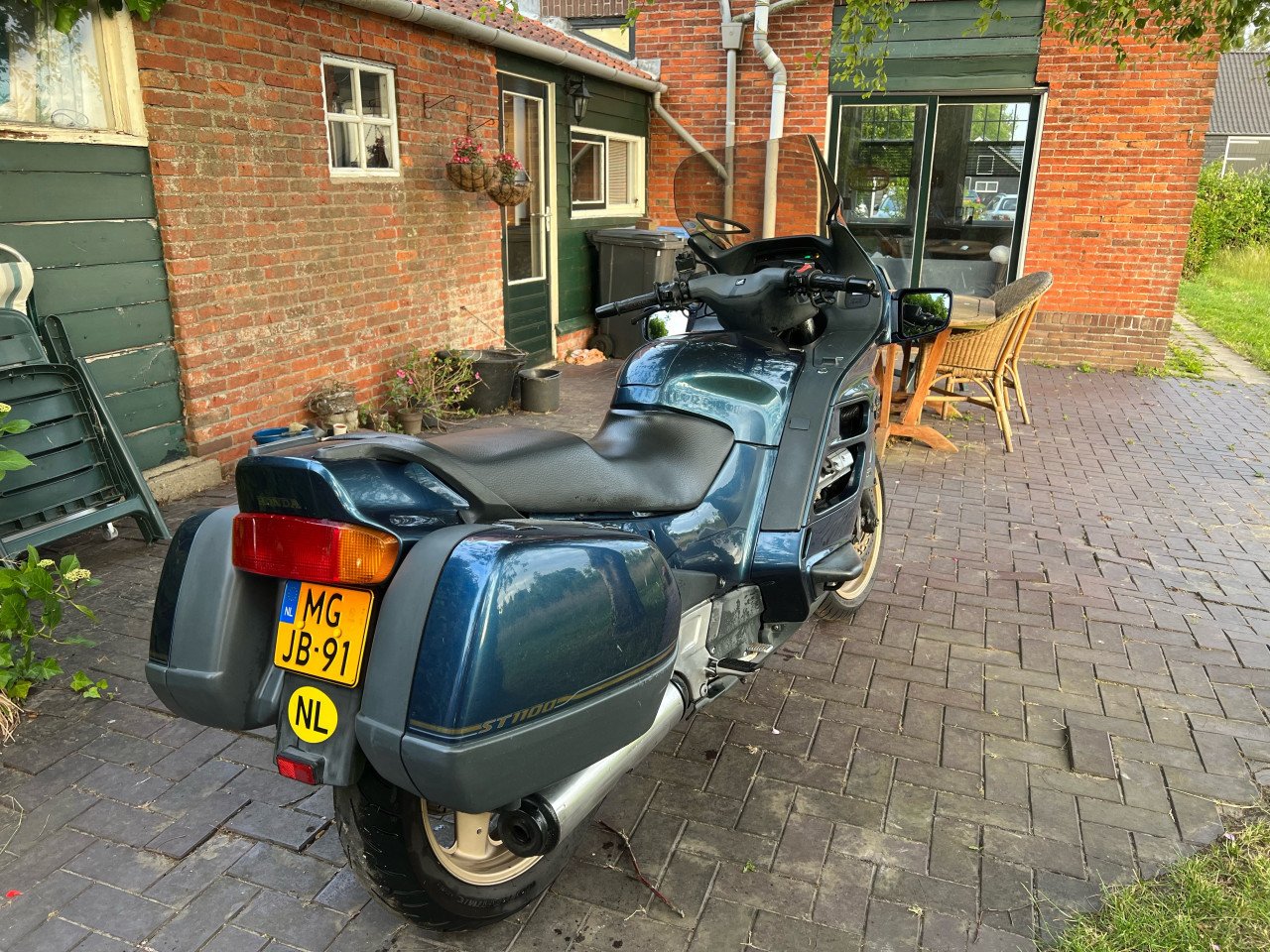 Honda pan european st1100
