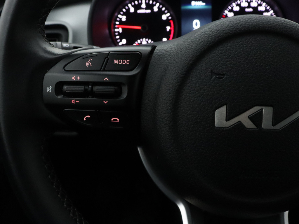 Kia Stonic 1.0 t-gdi mhev dynamicline | led koplampen | airco | apple carpl