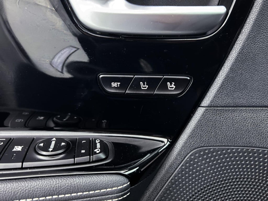 Kia E-niro executiveline 64 kwh | automaat | parker sensoren | leder | stoe