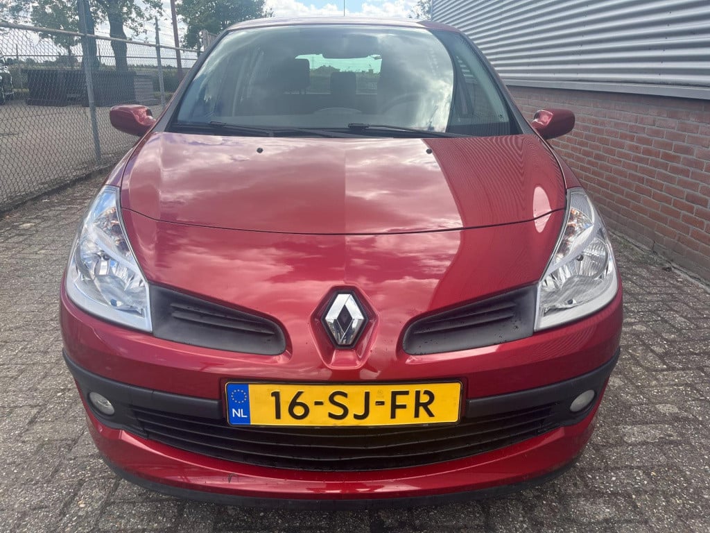 Renault Clio 1.6-16v dynamique luxe | orig. nl | nwe distributie