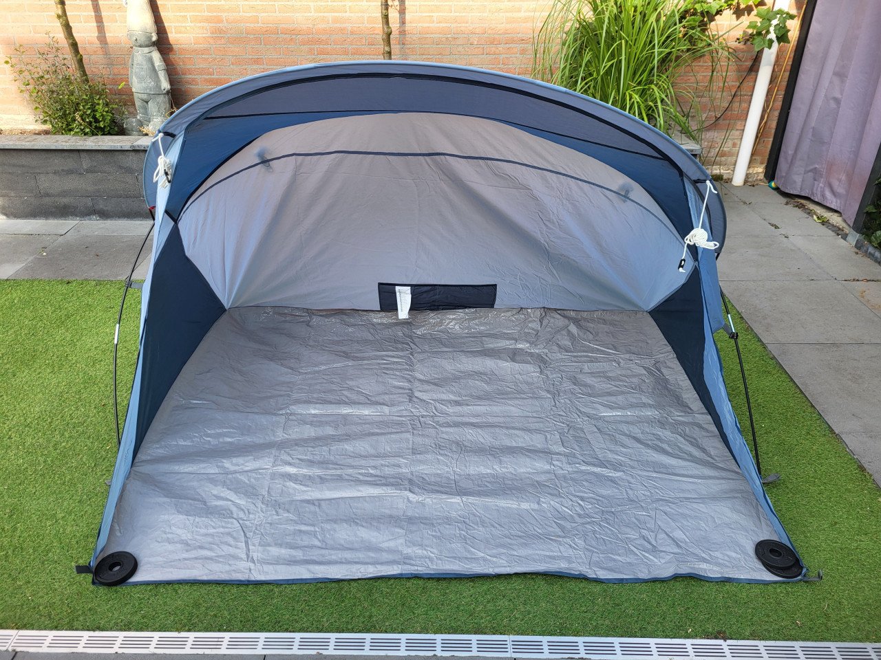 Wind-/zonnescherm / beach shelter - ideaal voor op het strand!