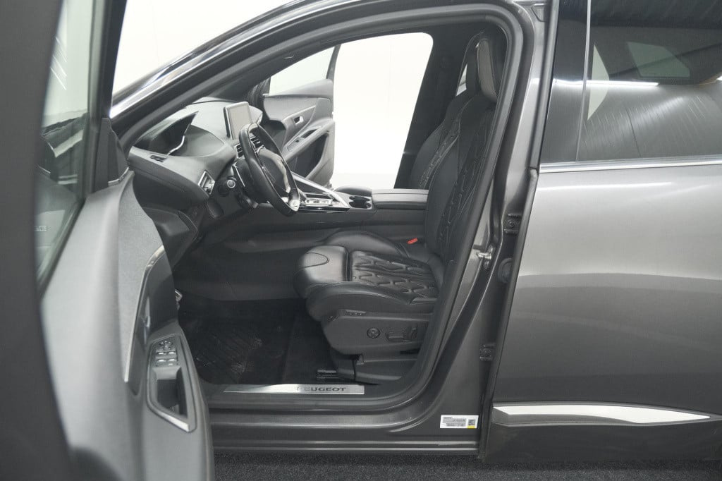 Peugeot 3008 1.6 puretech 180 gt line | camera | dodehoekdetectie | adaptie