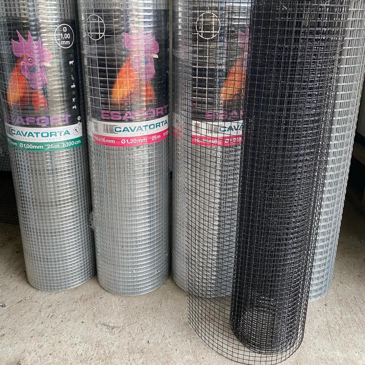 Zwart gepoedercoat volièregaas en meer...........