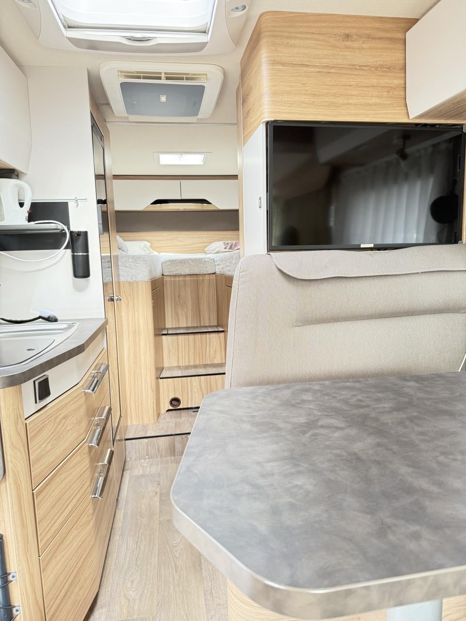 Hymer EX580 Compact 2x Airco Levelsysteem automaat 9 traps