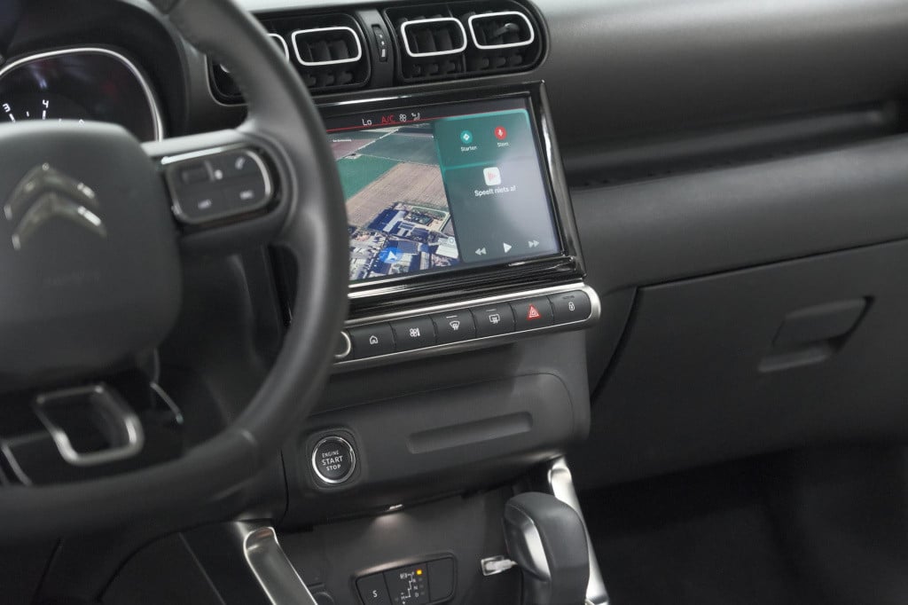 Citroen C3 Aircross puretech 130 eat6 max | camera | navigatie | apple carp