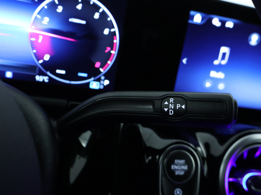 Mercedes-Benz B-Klasse 180 amg line limited edition | dodehoekassistent | p