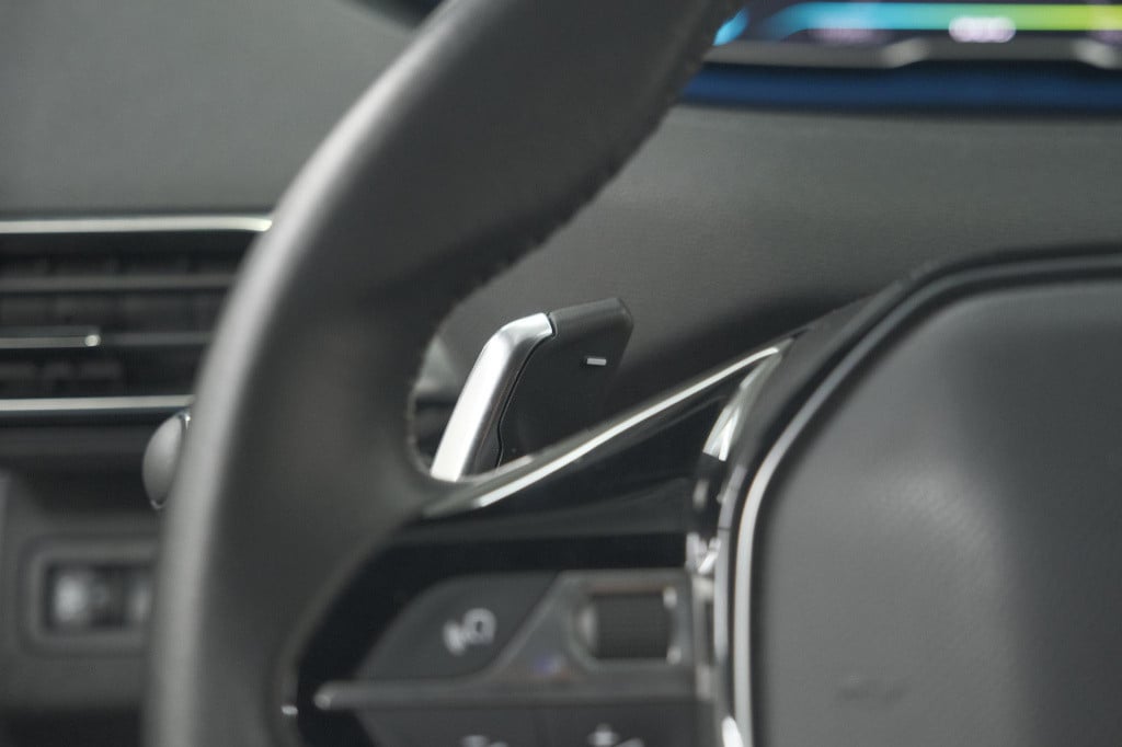 Peugeot 3008 1.6 hybrid 225 allure pack business | camera | navigatie | app