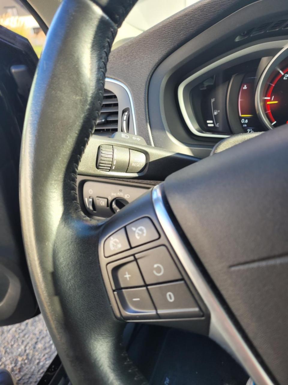 Volvo V40 2.0 d2 summum business