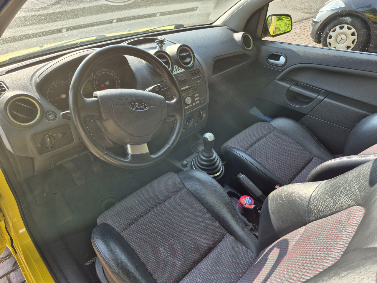 Ford fiesta 1.6 16v sport
