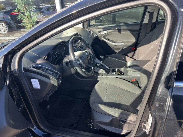 Ford Focus 1.0 ecoboost 125pk 4-deurs sedan titanium