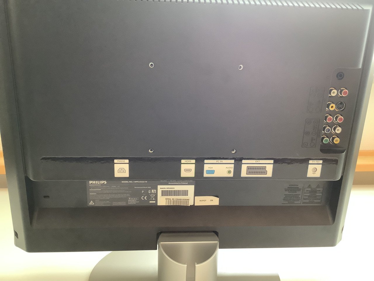 Philips Crystal Clear LCD-TV 19" (48 cm)