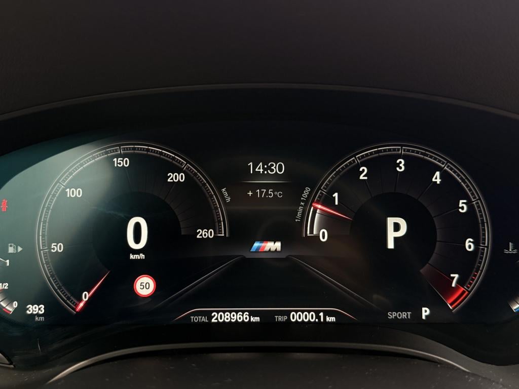 BMW 6 Serie gran turismo 640i high executive m-sport | harman / kardon | 36