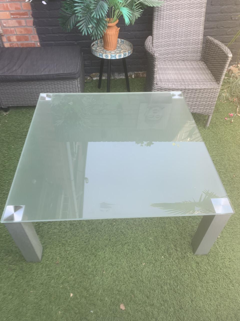 Te koop: salontafel