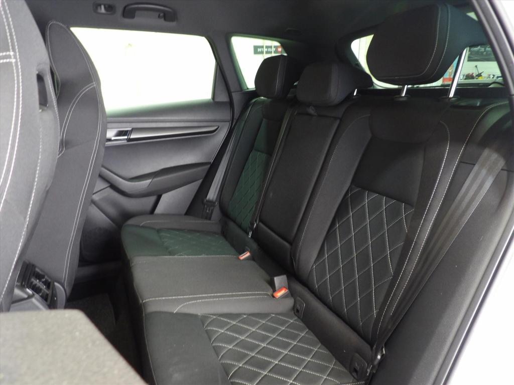 Skoda Karoq 1.5 tsi act greentech 150pk dsg-7 sportline business