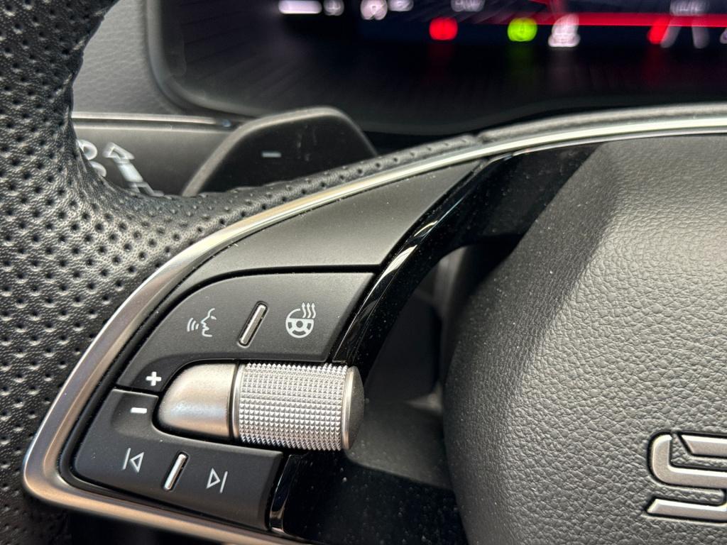 Skoda Karoq 1.5 tsi act sportline business