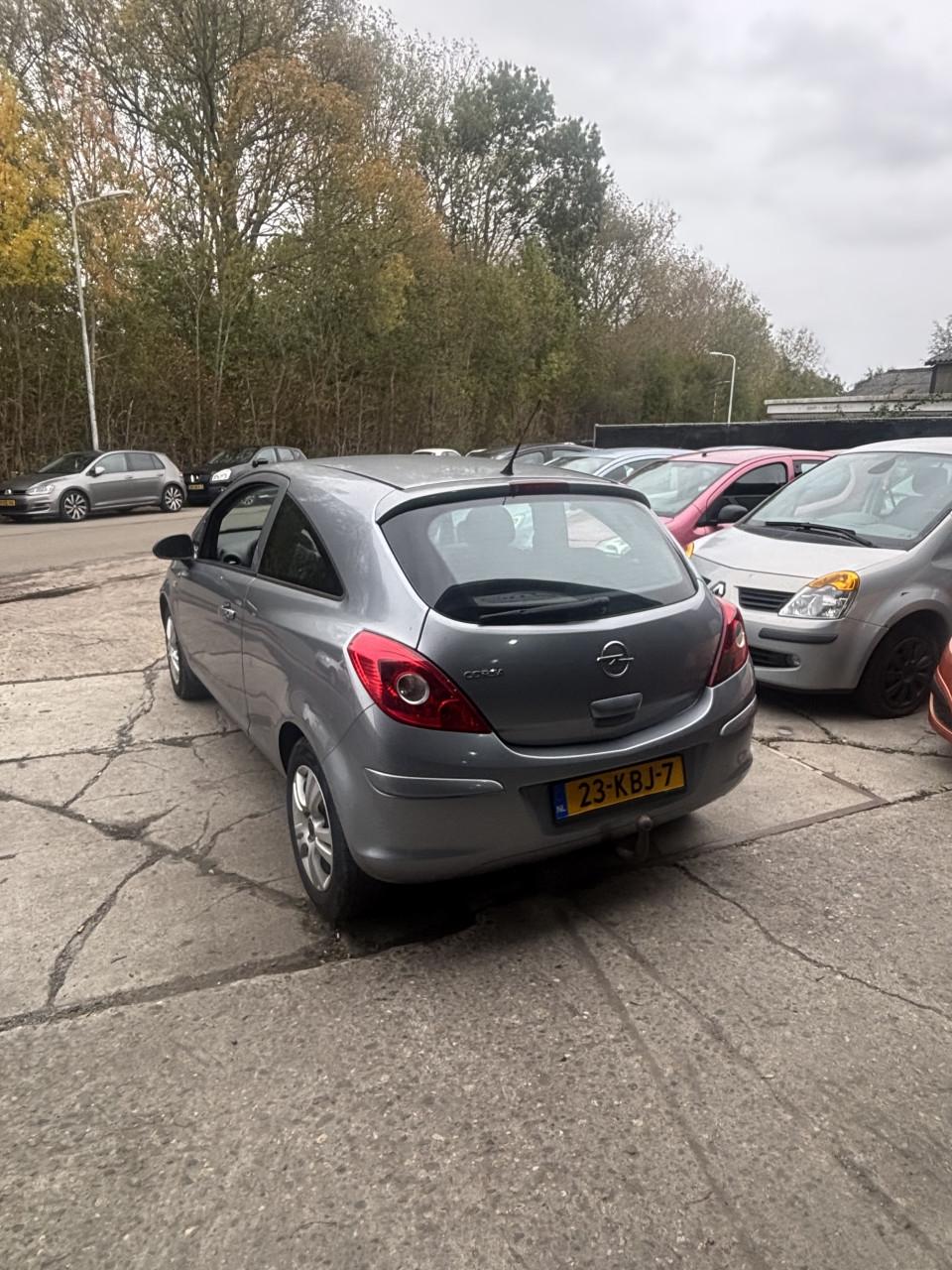 Opel corsa jaar apk
