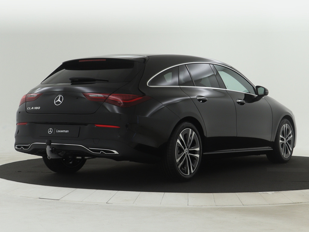 Mercedes-Benz Cla shooting brake 180 star edition luxury line | trekhaak | 