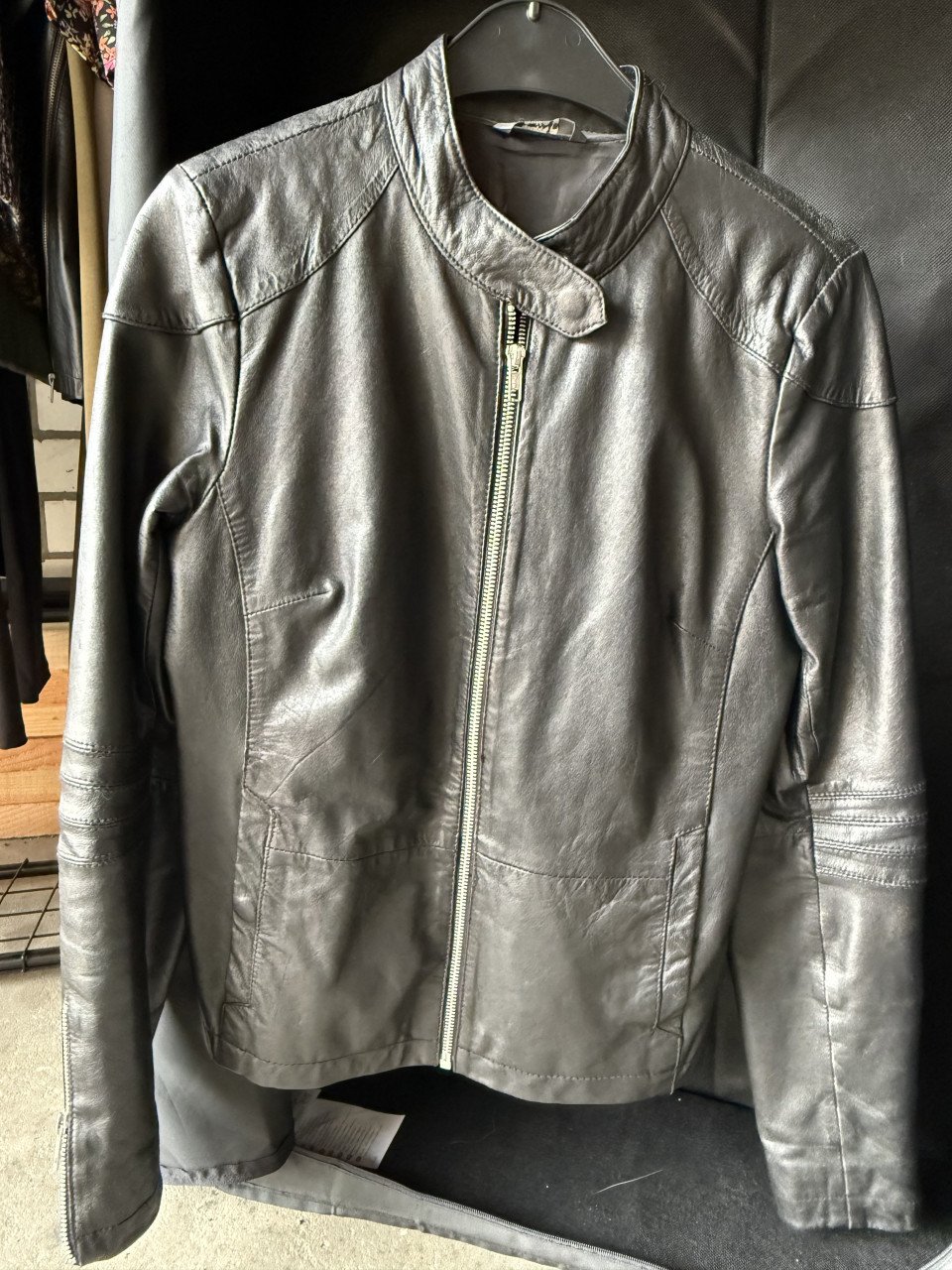 Diverse blazers/jasjes, €15 per stuk,