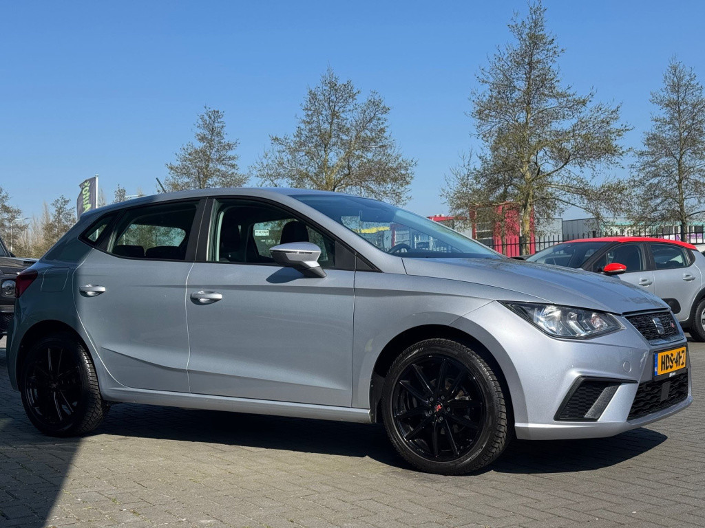 Seat Ibiza 1.0 style * cruise control * bluetooth * airco