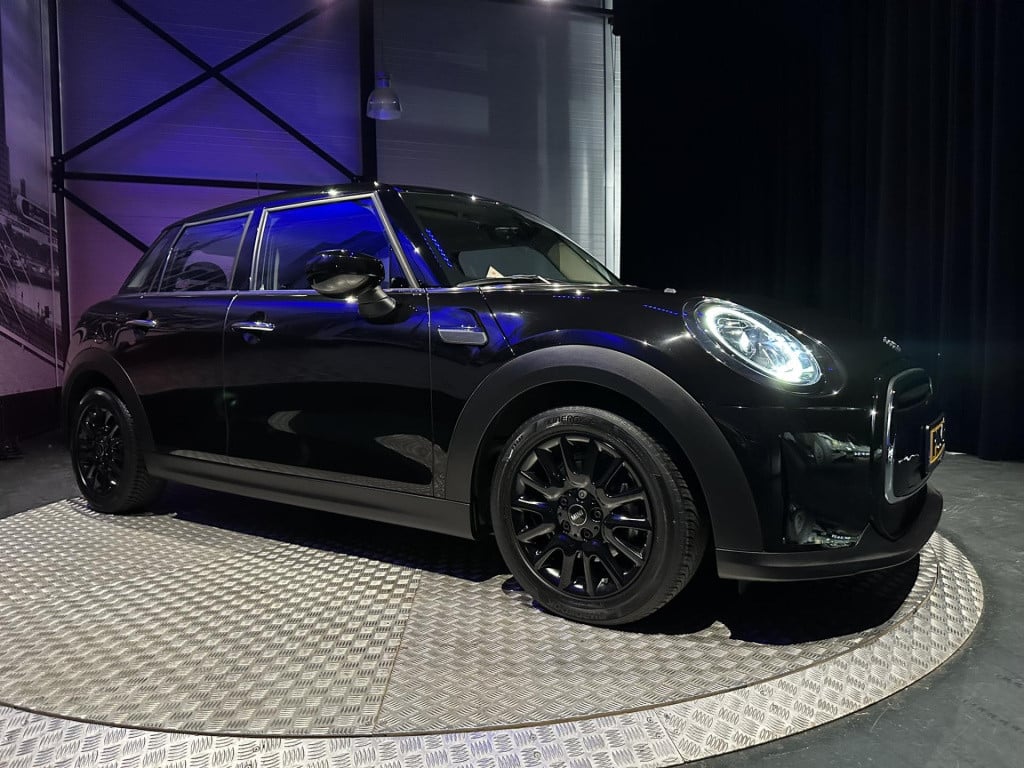 Mini Cooper mini 1.5 business edition *applecarplay*navi*clima*