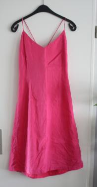 Roze jurk maat 42