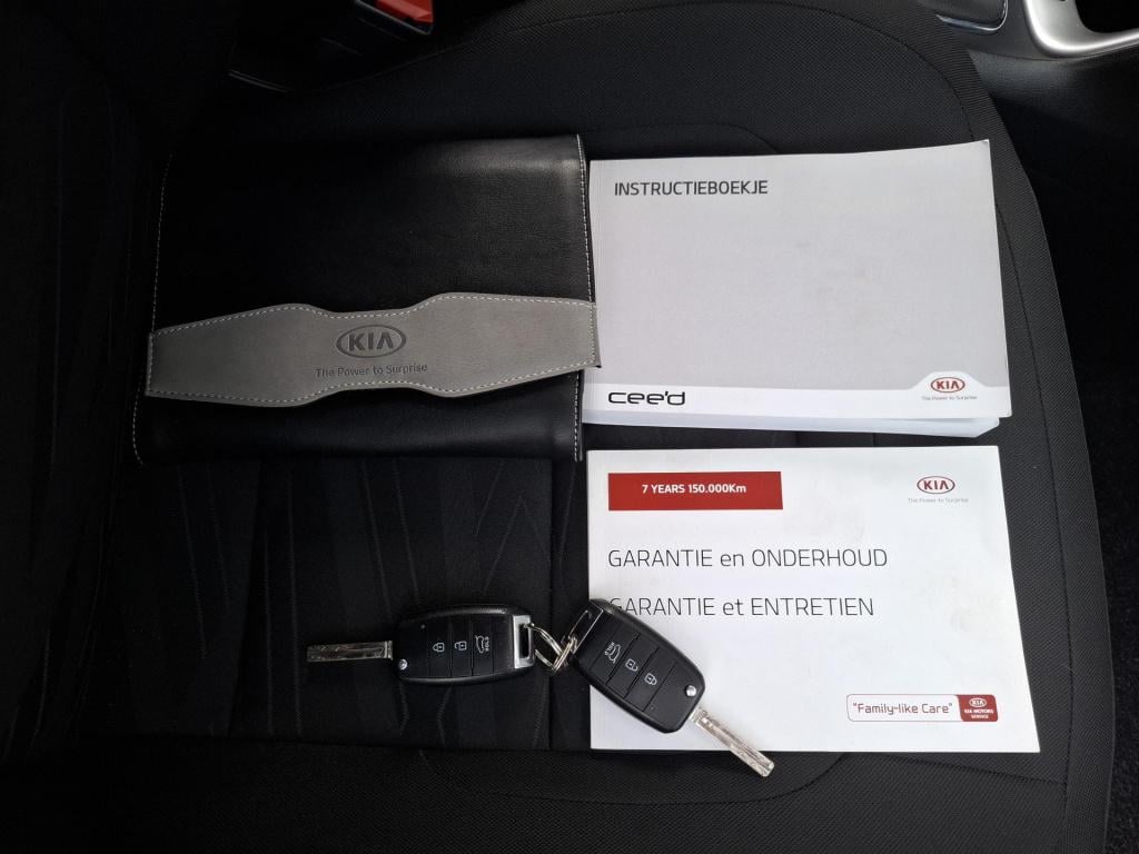 Kia Ceed Sportswagon 1.4 gdi navigator airco/nav/cam