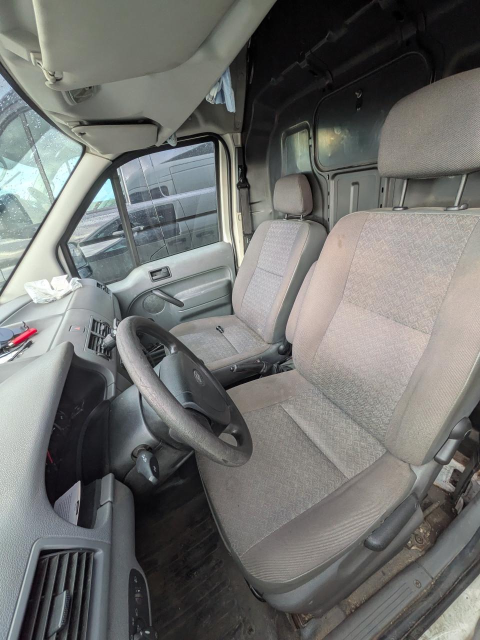 Ford Transit Connect 220L HR 1.8 TD – extra hoog – twee schuifdeuren