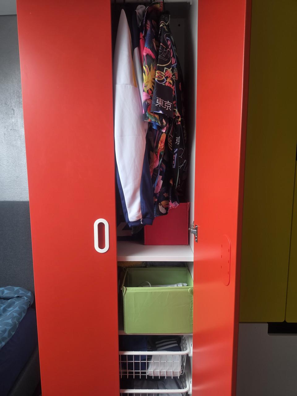 Kinder kledinkast
