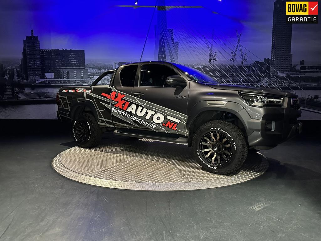 Toyota Hilux 2.8 d-4d xtra cab invincible *leer*camera*navi*carplay*