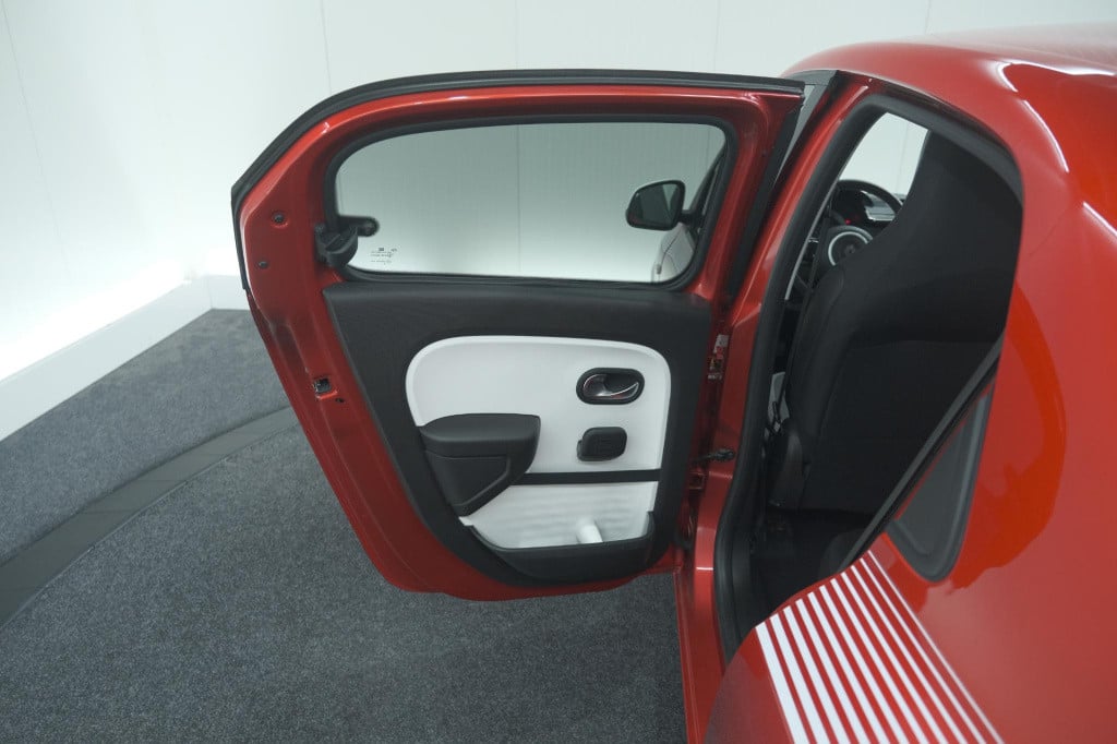 Renault Twingo sce 70 intens | parkeersensoren | cruise control | climate c