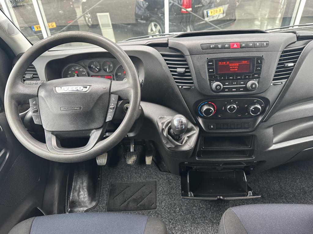 Iveco Daily 35c18v 3.0 180pk 352 h2 l | trekhaak 3.5t | airco | cruisec.
