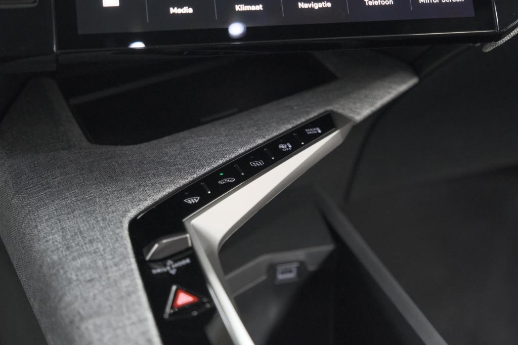 Peugeot 5008 1.2 hybrid 136 e-dcs6 allure | 7 zitplaatsen | camera | stoelv