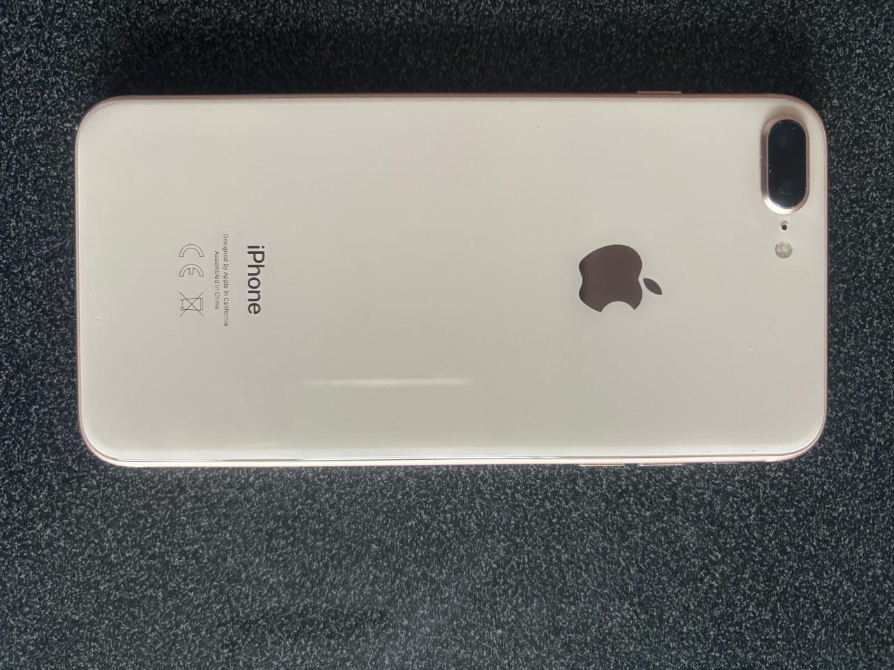 IPhone 8 Plus 64 gb