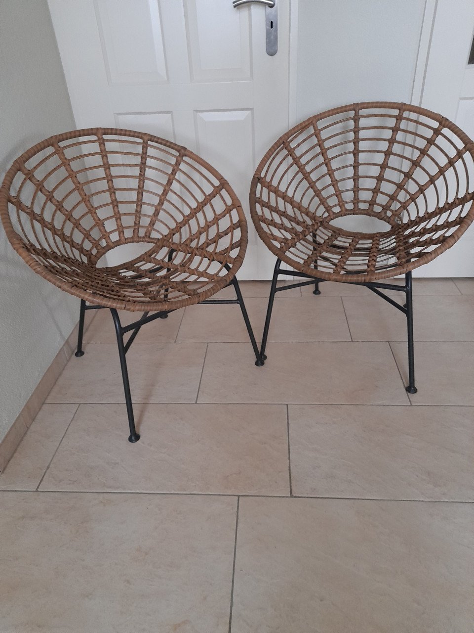 Prachtige Fauteuiltjes  riet/rotan  loungestoel (in goede staat )
