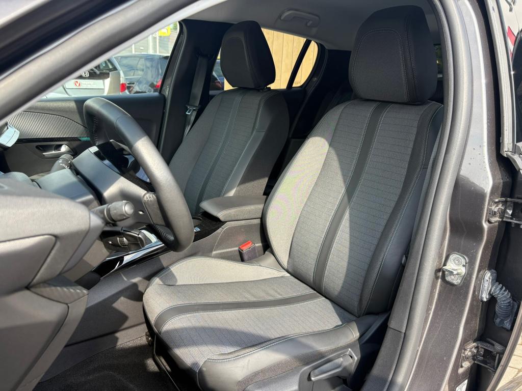 Peugeot 208 1.2 puretech allure pack