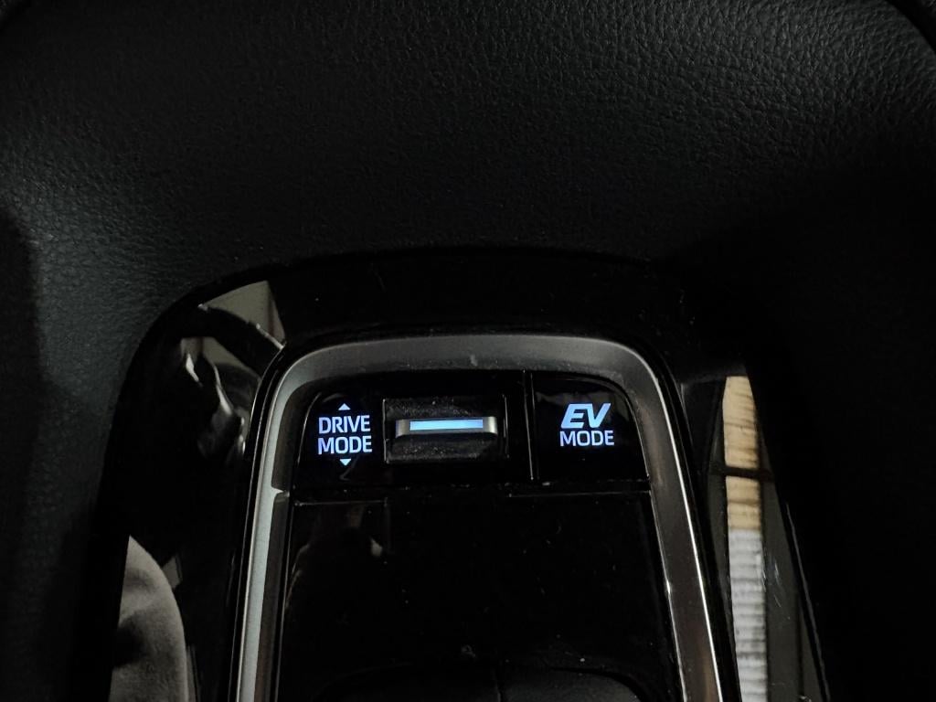 Toyota Corolla Touring Sports 2.0 hybrid first ed.