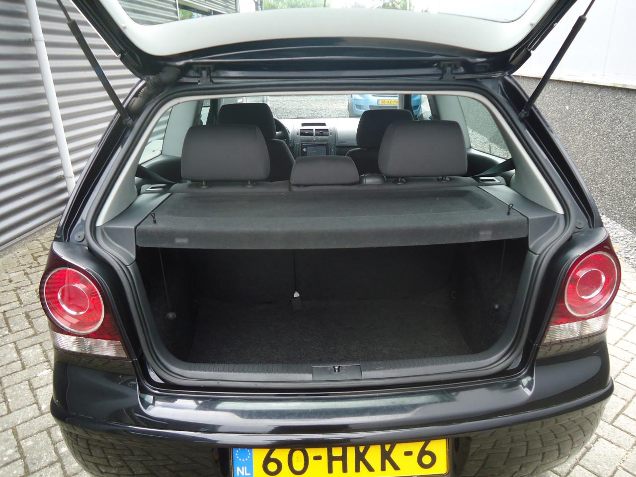 VOLKSWAGEN POLO 14-16V 3DRS COMFORTLINE